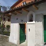 Casa Lenka Konukevi