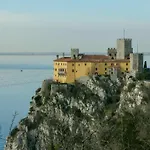 Casa Lenka 3*