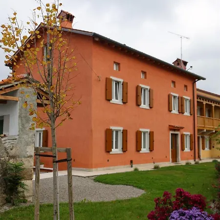 Casa Lenka 3*