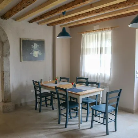 Casa Lenka Guest house Malchina